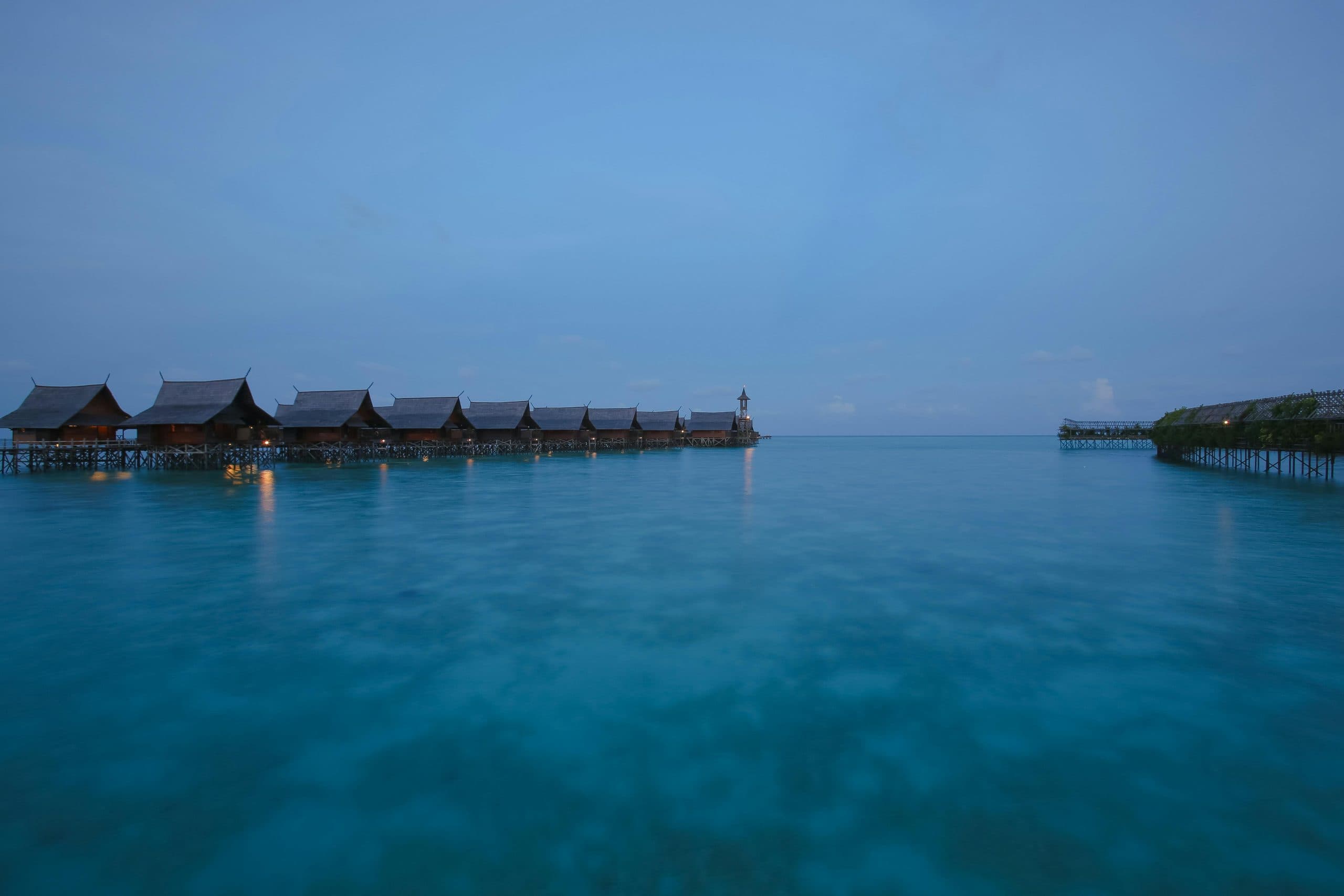 Turquoise water and white sand beach in Pulau Seribu