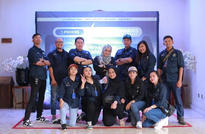 The Gayain Nusantara team at a company event